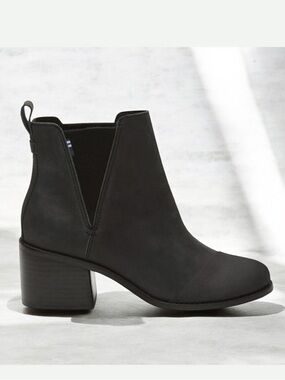 Toms • Esme • Black Leather • Booties